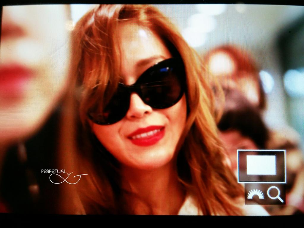 [PIC][17-04-2016]Jessica trở về Hàn Quốc vào sáng nay CgMXBf4UkAANdXa