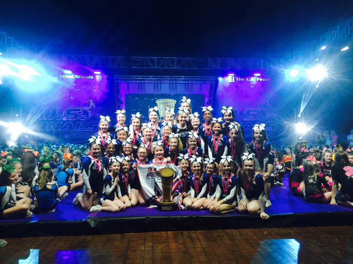 Cheer_StLouis's tweet photo. Radiance takes home first place at US finals! #WhiteJacket #AngelNation 😇 https://t.co/Ftyzkdqn0i