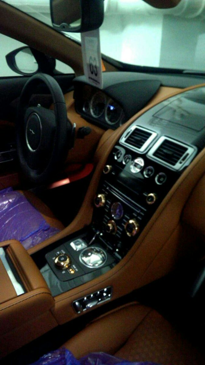 NDLONGIN's tweet photo. Enjoyed AM Rapide S 2016 @astonmartin Paris but guest what I found, Aston Martin Lagonda Taraf #Exclu #Luxury #Taraf https://t.co/ElkaJAuFz2
