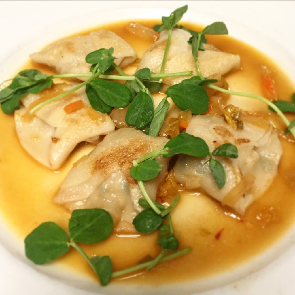 GDChefJess's tweet image. #IMadeThis RT @gooddogbar: Possible #NewMenuItem: #ShrimpDumings in a Kimchee Broth with Pea Shoots. @gdchefjess