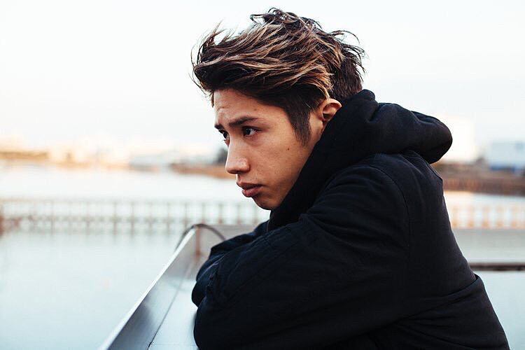 10969runa's tweet photo. Taka Happybirthday!
これからもいろいろ頑張ってください💗💗
応援してます👊💞
#ONEOKROCK
#Taka生誕祭
#Takaの誕生日全力で祝う人RT
#RTした人全員フォロー https://t.co/ilt0CHcBCG