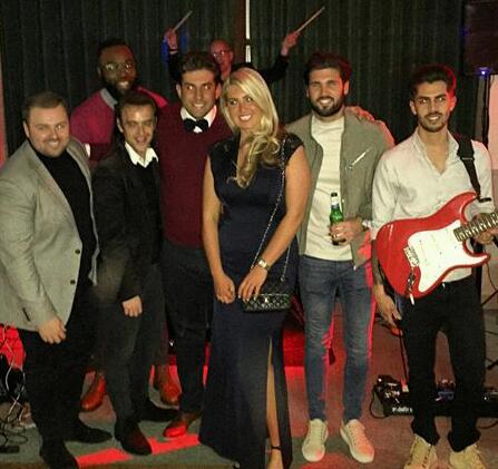 Huge thanks to <a href="/NatashaArgent/">Natasha Argent</a> <a href="/theargband/">The Arg Band</a> and the @realjamesargent for a great night of fundraising #londonmarathon