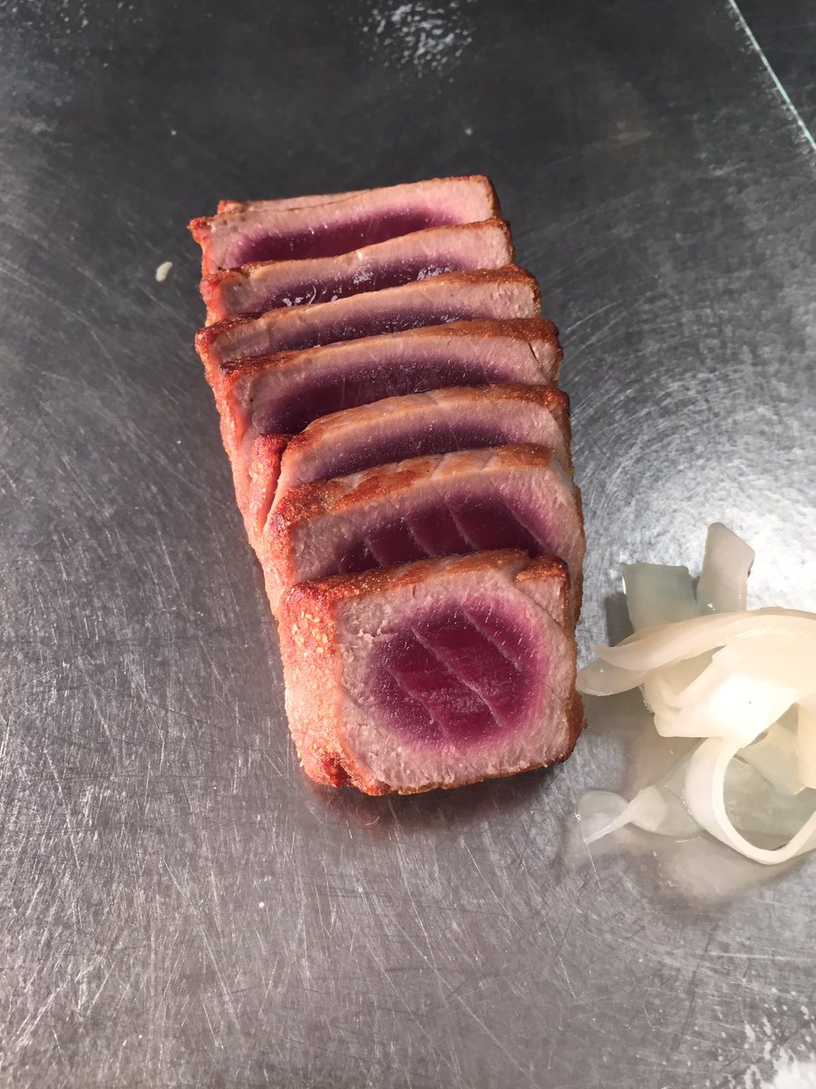 victoryu88's tweet photo. Tuna tar tar wasabi Mayo / wok seared tuna with ponzu soya semi oil. @Yu_Alderleyedge @legacyoftaste @vinnyyu1 #fish https://t.co/GexjGviysy