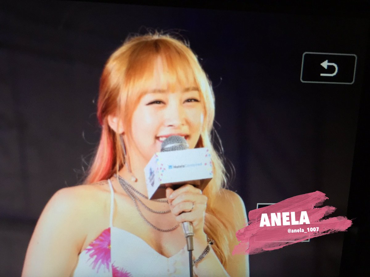 anela1007cole's tweet photo. [preview]160409 ニコル KCONレッドカーペット #ニコル #nicole #니콜 #kcon2016japan #kcon2016 
@_911007 https://t.co/B3VlK07VuG