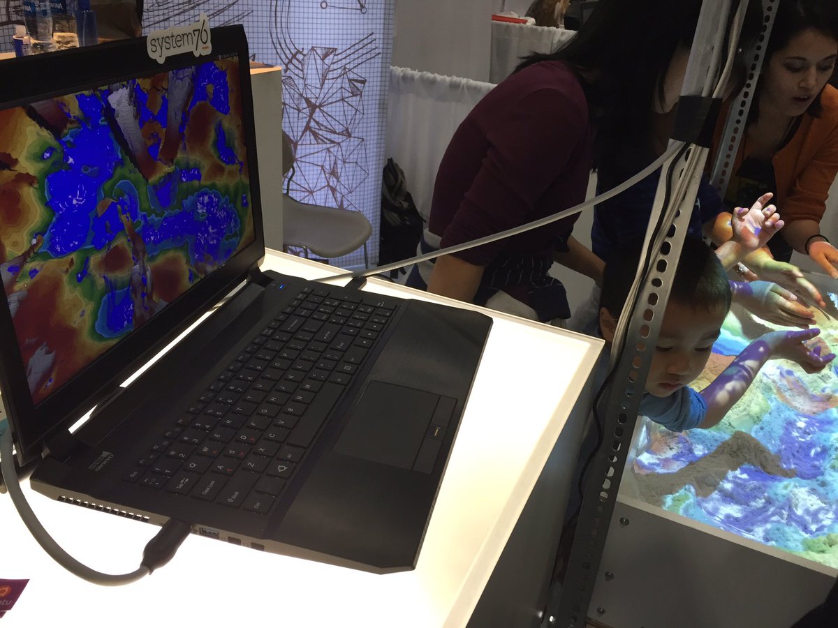 Tech_NicholeEDU's tweet photo. Topographic mapping software in a sandbox! #STEM #USAScienceFest @MsSchmidt17 @system76 https://t.co/XjIrN5UJ07