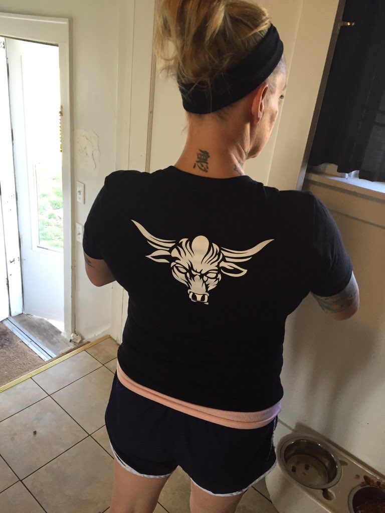 grege126's tweet photo. That moment you realize she's the one. #AwesomeChick
@TheRock https://t.co/GLdWRcfWUF