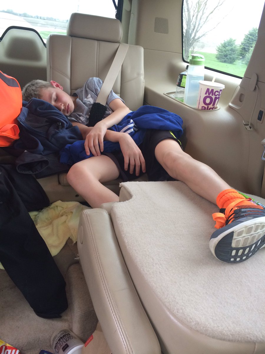 RockyThomp's tweet photo. Great soccer day, and this is what happens when you play 2 back to back games. #soccer life. https://t.co/AcJPWrCyTw