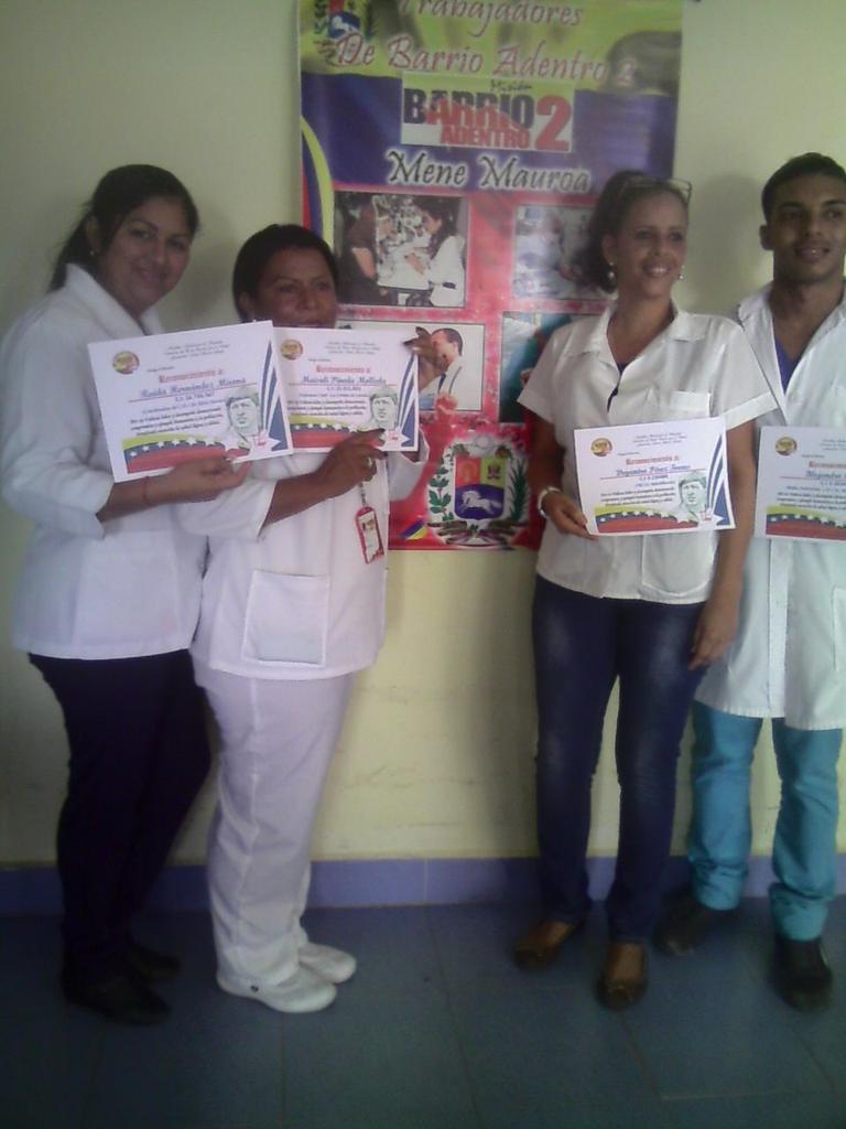 paraguacha's tweet photo. Actividades aniversario FMBA ASIC MENE MAUROA @marevale @BarrioAFalcon @MiBarrioAdentro #BarrioAdentroEsPatria https://t.co/sd5u3T4mTU