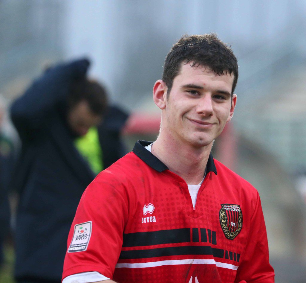 {Il|Illinois|Celui-ci} {Pro|Professional|Expert|Seasoned|Master|Professional player}… archyxx.com/?p=27427