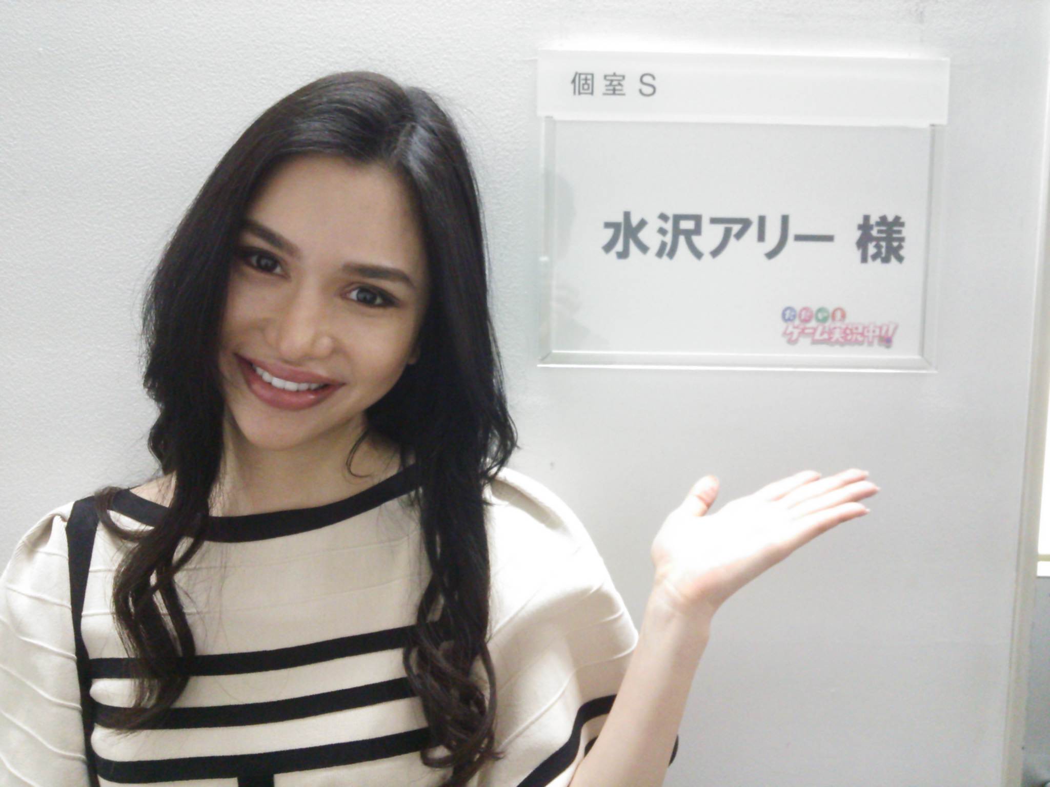 水沢アリー 𝐀𝐥𝐥𝐲 𝐌 楽しかった Rt Tvasahi Cs Ch2 ただいまゲーム実況中 2番手は 初登場 水沢アリー ドラゴンクエスト ビルダーズ に挑戦 T Co Yldjgrveth Twitter