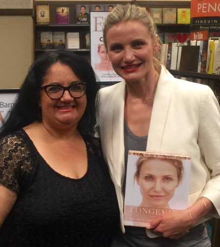 I met @CameronDiaz !She's so sweet, so happy & oh so beautiful. A breath of fresh air! LOVE her!  #thelongevitybook