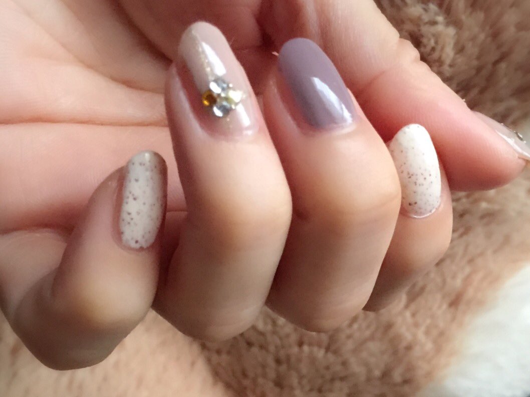 Akiko キャンドゥの新マニキュア サンドジェムネイルのピーチを使ってみました キャンドゥ やるなーーー Akiko キャンドゥの新マニキュア サンドジェムネイルのピーチを使ってみました キャンドゥ やるなーーー