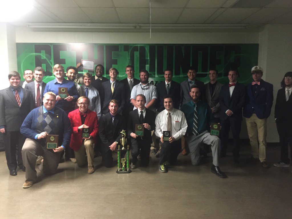 MU_Kappa_Sigma's tweet photo. Cleaning up house at the Marshall University FSL Awards. #AEKΔB @KYDistKappaSigs @KappaSigmaHQ https://t.co/oQyQcgeFdP