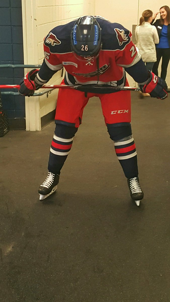 Preparing for the 3rd period. 
LETS GO  FALCONS!!
@TheFalconsAHL