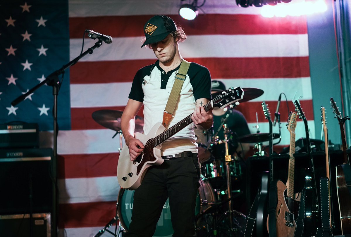 valdosta party starts tonight at 10:30 <a href="/BlueWater_Bar/">BlueWater Valdosta</a> #georgia