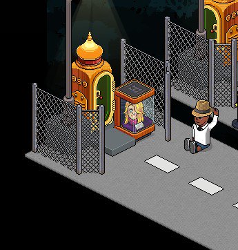 JosepeandreHb's tweet photo. #PlacaExtra, @HabboStormFan , Ganandola en el primer dia de eventos ajjaja buen laberinto :D https://t.co/2w1NhNuBWF