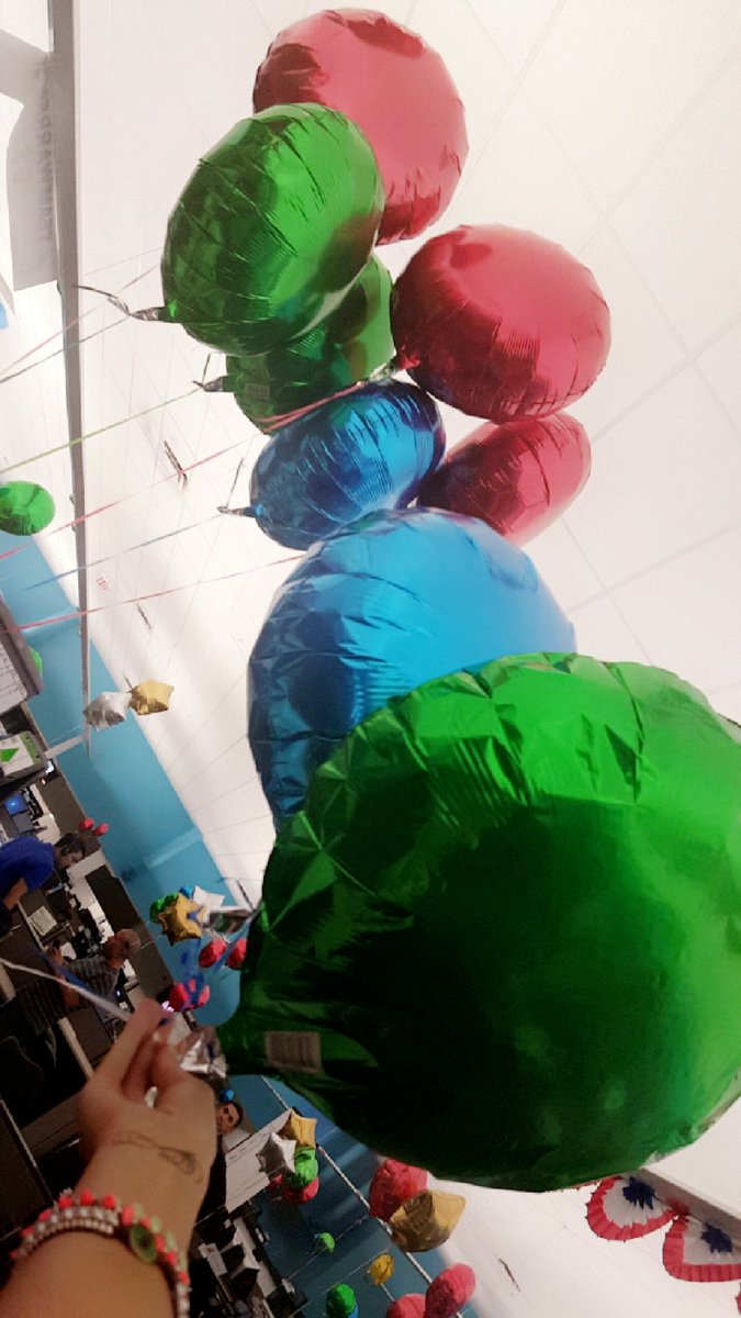 Missem1124's tweet image. Love my job #3tvs &amp;amp; 2 BBs &amp;amp; 3 AALs #att #warrensgs #ocala @jason_att