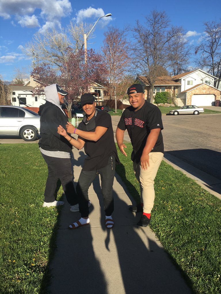 Tyler_Eteuati's tweet image. My little/Big Usos.😏🔥 #WeBackAtItAgain