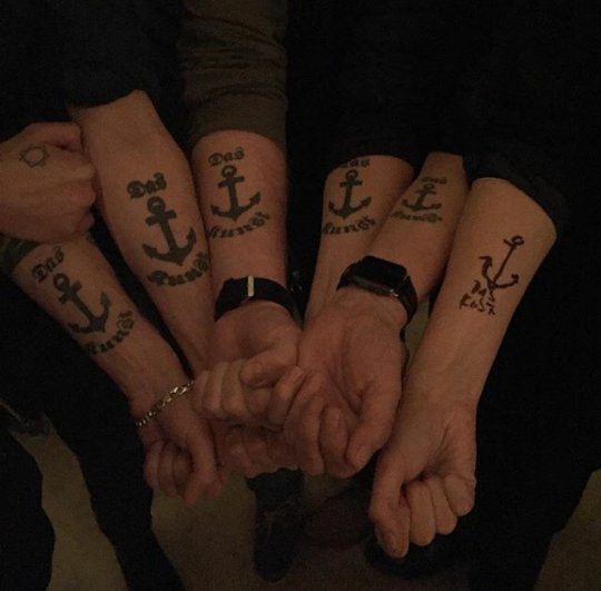 Damon Albarn Unofficial on X: "New tattoo, Damon? #Gorillaz (Via @jeffwootton's instagram) https://t.co/Jgw6s2twGR" / X