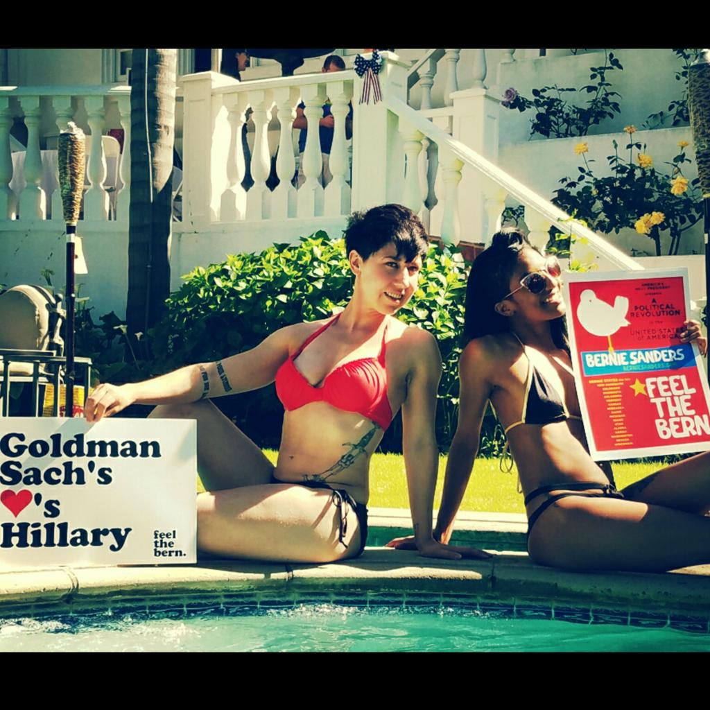 sandersfangirl's tweet photo. The #Bernlesque troupe @bootyattack will be performing poolside later at the #ClooneyCounterparty! #Bernie2016 https://t.co/xQkQaPLRMs