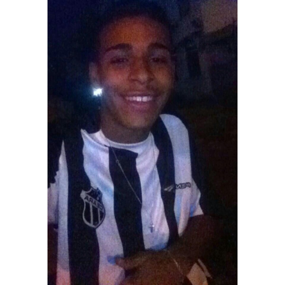 _jhonatantds's tweet photo. Favela é lugar de paz. ✌🔥🎭 https://t.co/ztuZVe7hO7