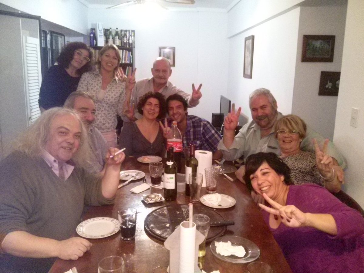 LaCarancha's tweet photo. #Mesaza 
Superate #esssta https://t.co/aFpAwxt8DB