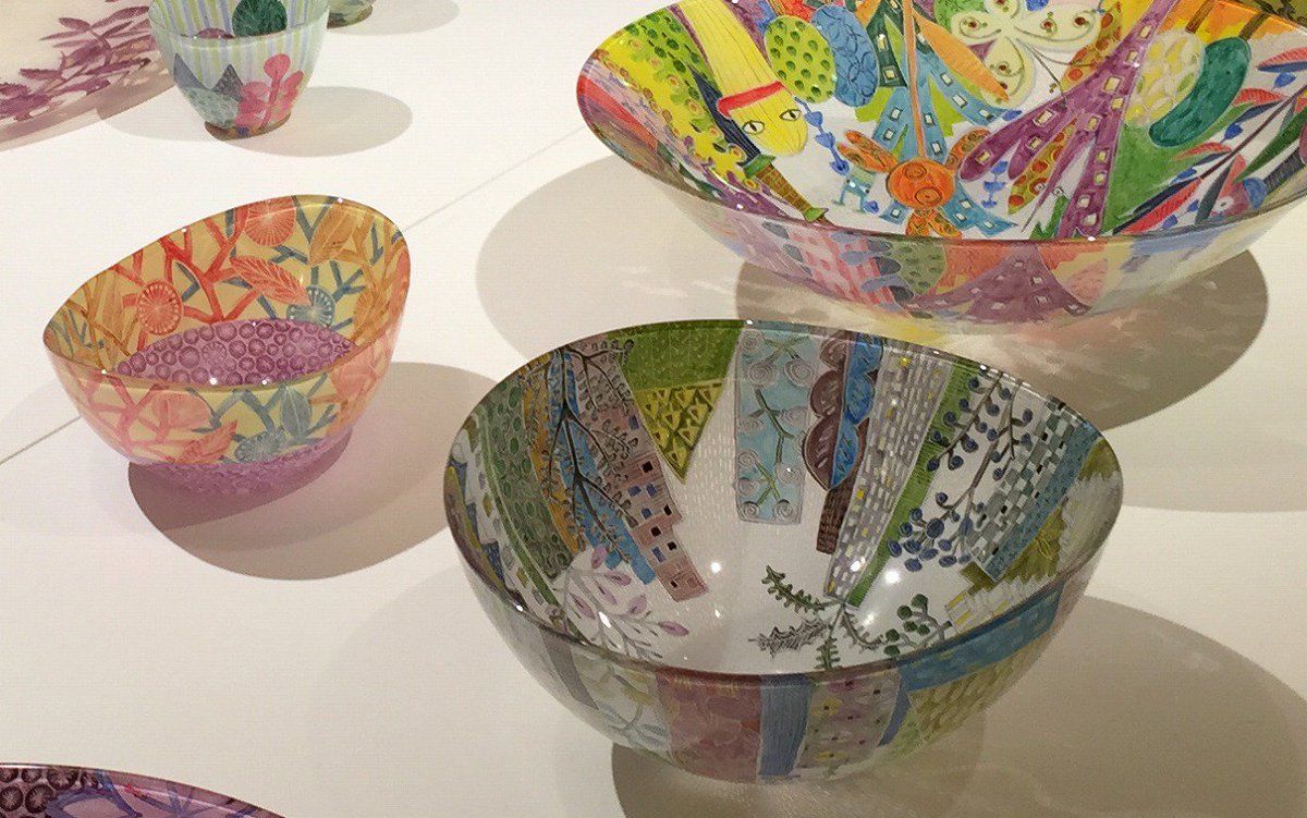 さっぽろアートビーンズ Auf Twitter グランビスタギャラリー サッポロでは 林 久美子作品展 蒔く が開催中 ガラス器に描かれ焼成した繊細な模様がとても美しい 他にテキスタイルなども展示 時間11 00 19 00 最終日4 19 火 は17 00まで