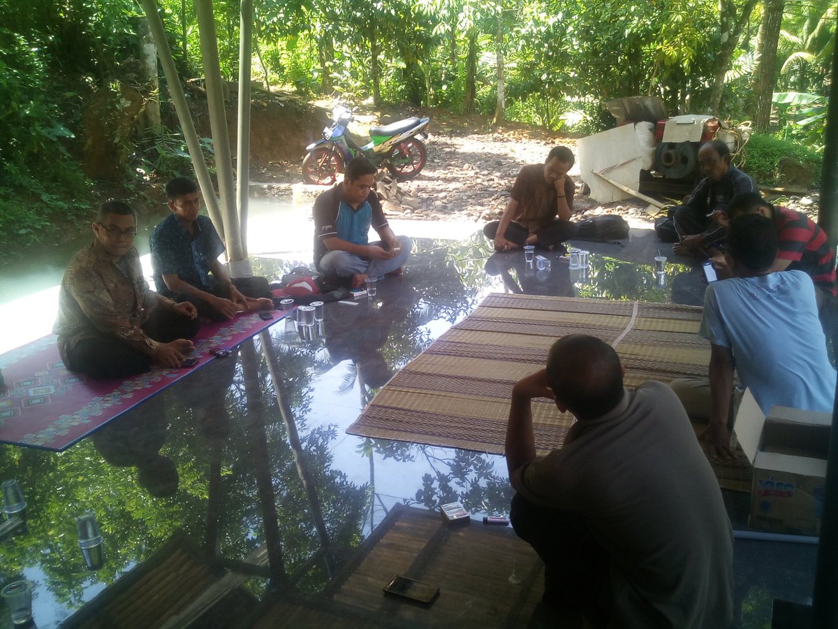 Rakor BKAD Panca Mandala. Nunggu delegasi <a href="/mandalahurip/">Desa Mandalahurip</a> #Ciwarak kamana <a href="/inza166/">Z. Alimin</a> | <a href="/imeilandi/">Irman Meilandi</a> <a href="/budimandjatmiko/">Budiman Sudjatmiko (IG: kelasinspirasibudiman)</a>