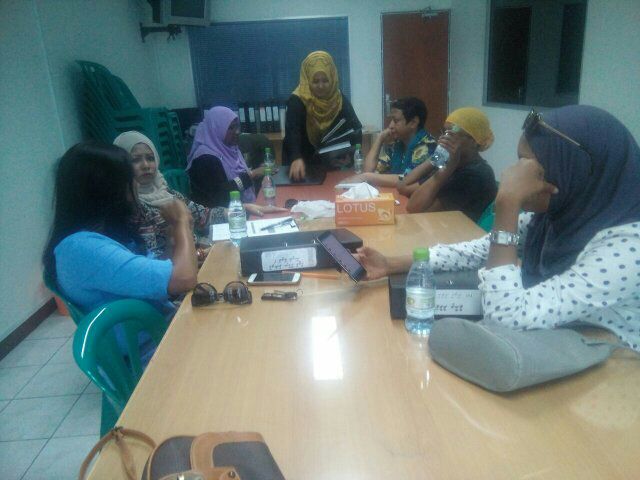 WDCMaleCity's tweet photo. #HappeningNow
13th meeting of Women Developmemt Committee (WDC) of Male' city. 
#Empowerwomen
#WomenLeaders https://t.co/rfV1CEGaqI