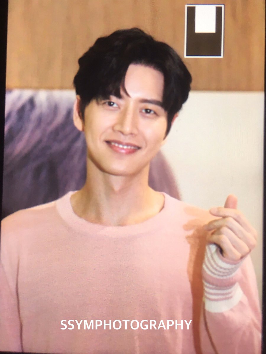[#ParkHaeJininSG] This heartthrob looks so huggable in his pink sweater😍💓 #ParkHaeJin