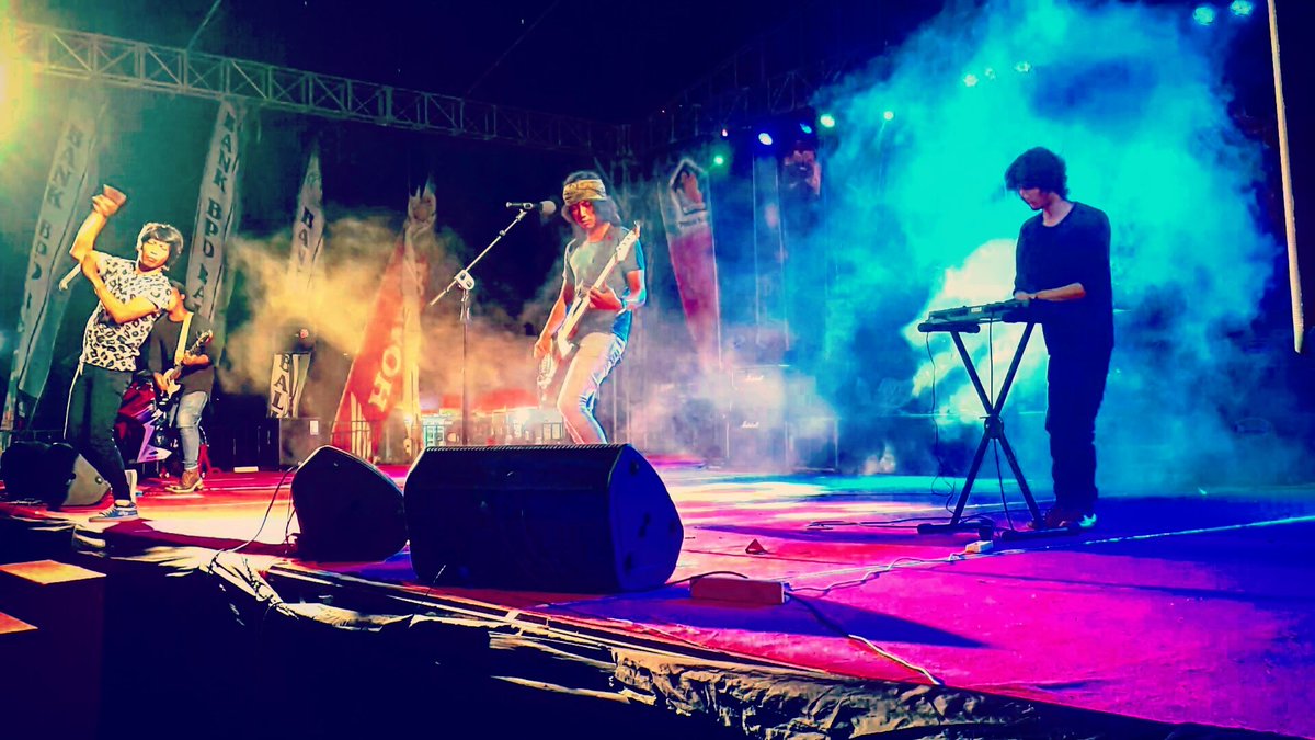 Terima kasih Singaraja dan thank's juga buat kalian yg udah ngeramein 

#kananlima #singarajabandheroe2016