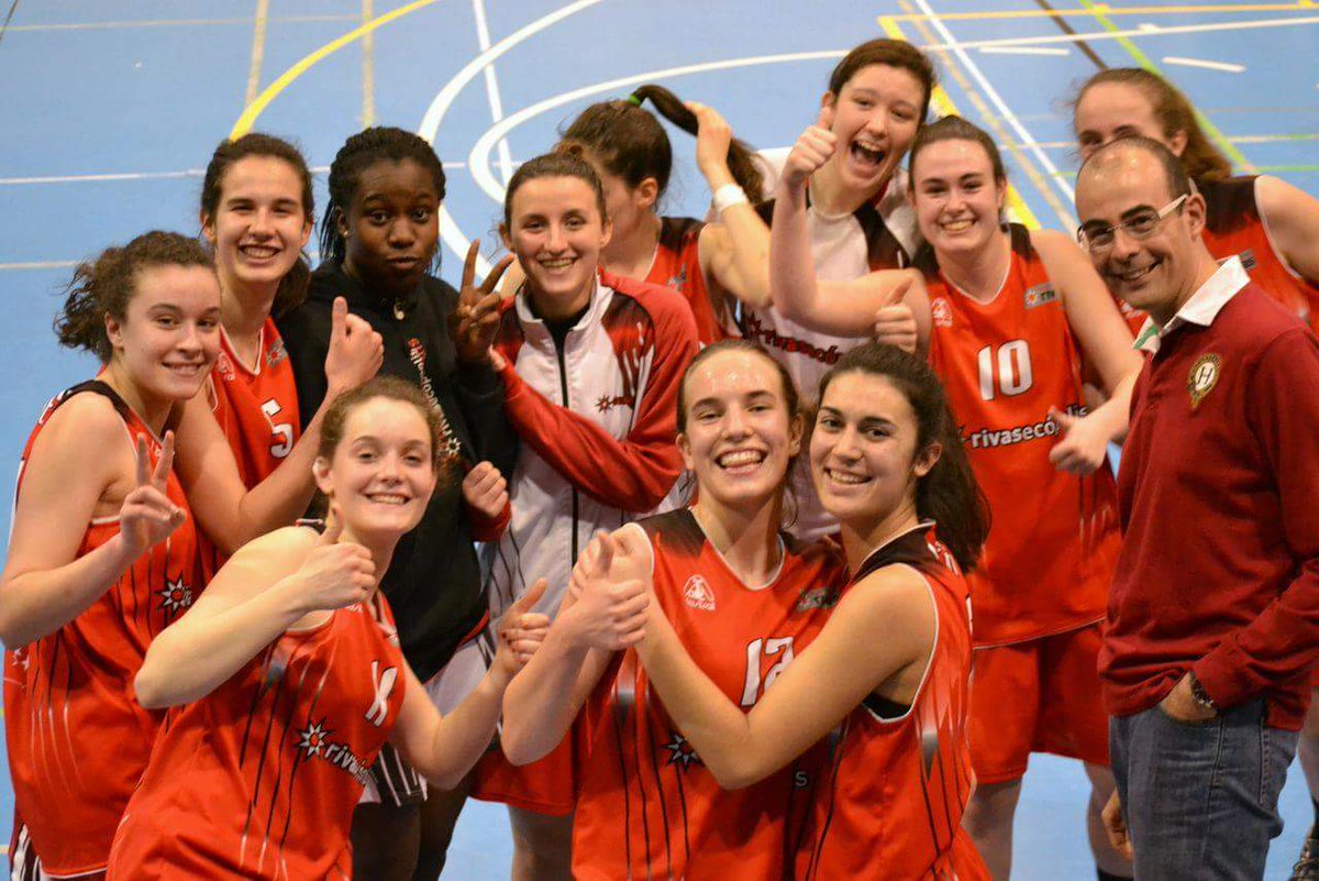 isabelleboix's tweet photo. Hace 3 años con este súper equipo vivimos una gran #Final4junior Sólo buenos recuerdos de ese año en @BasketRivas https://t.co/L1oGtluzaO