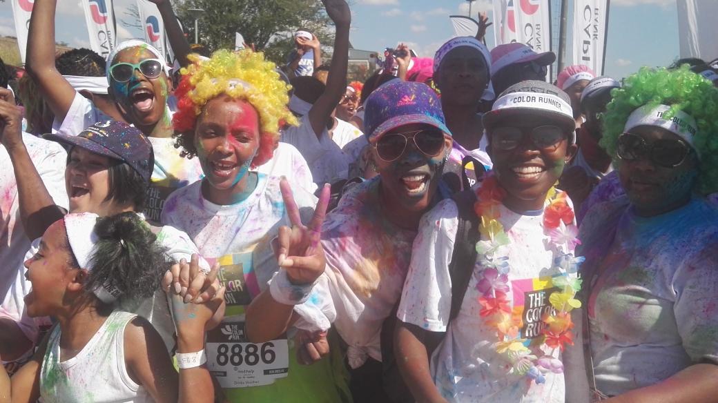 SowetoEntMag's tweet image. Freedom. Color. Fun. #CapitecColorRun
