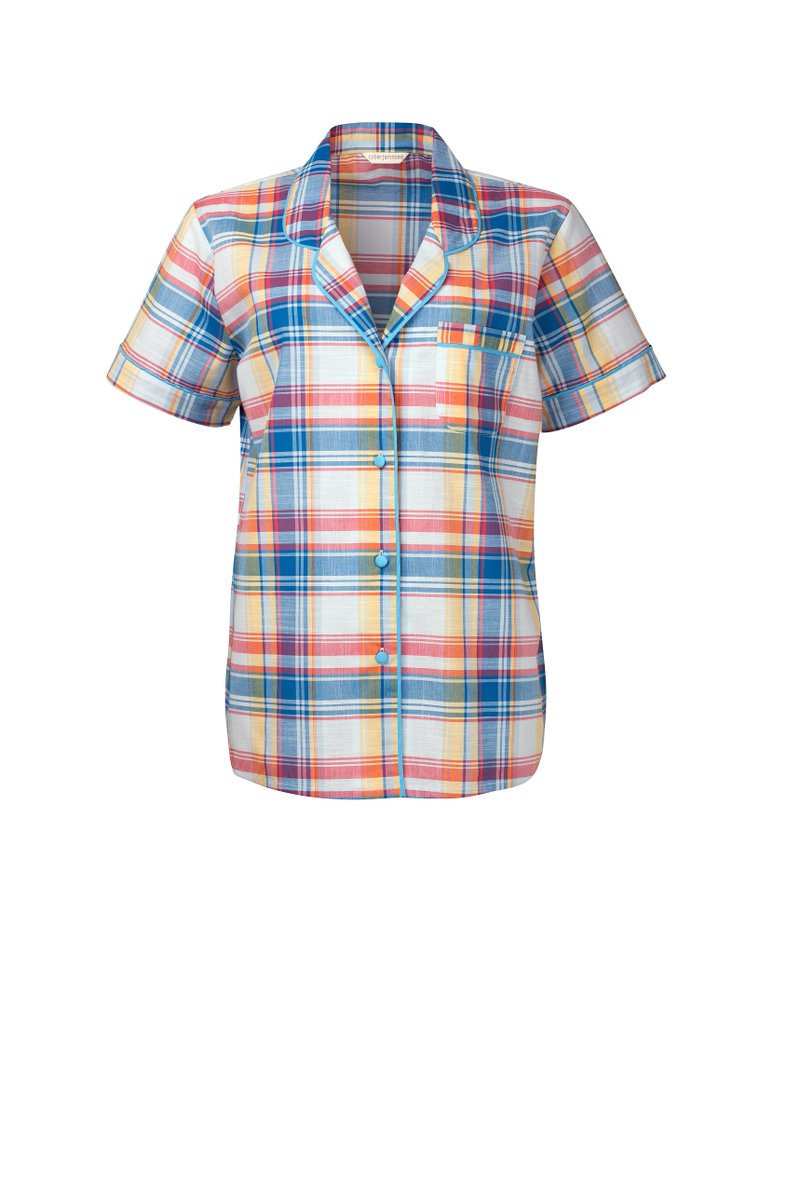 Cyberjammies's tweet photo. Celebrity Style! @nancy_sorrell wears @Cyberjammies Tropical Botanics Woven Check PJs #seriouslycomfortable #pjs https://t.co/lMZuZjUlD2