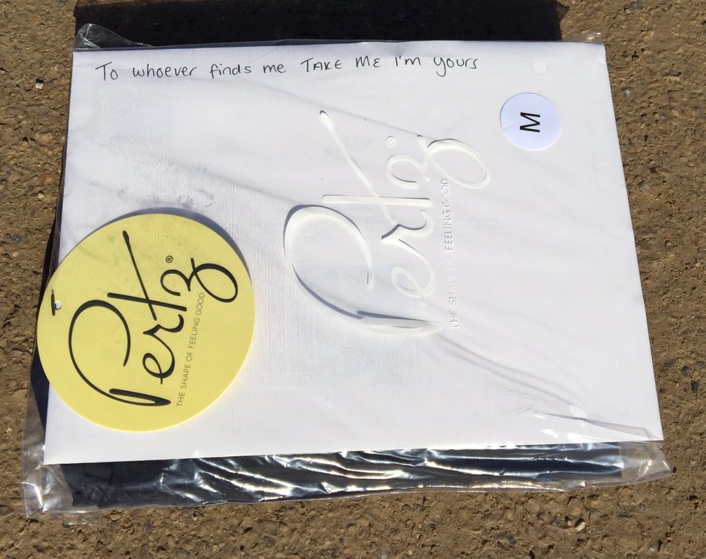 Pertzltd's tweet photo. Whilst enjoying today's sun keep a look out for these #leggings. Find them they're yours #payitforward #berkhamsted https://t.co/ia82XXH9hv