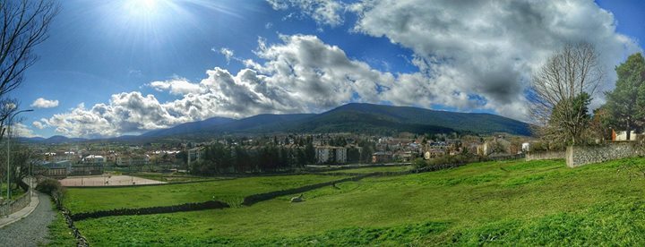 elespinar_org's tweet photo. Buenos días!! Os vais a perder este día??
El sol calienta a las 11h. #VenAVernos #ElEspin… https://t.co/Lne68pva5j https://t.co/PMbY0o4dEL