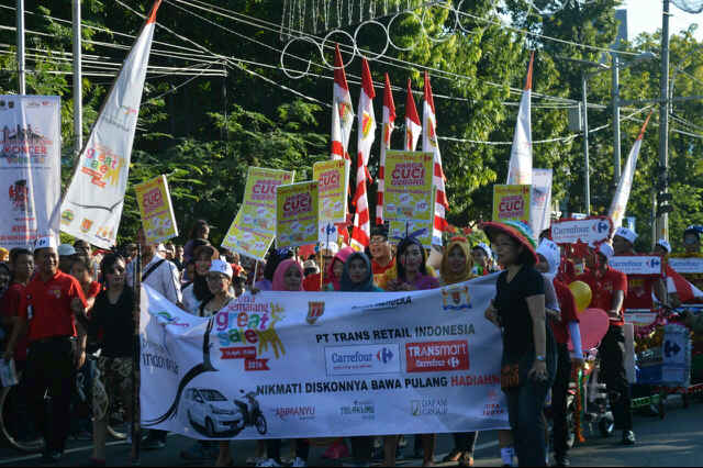 ViviSenthet's tweet photo. "PT. TRANS RETAIL INDONESIA" Peserta Semarang Great Sale 2016 #SemarangGreatSale https://t.co/sUR5Tzboho