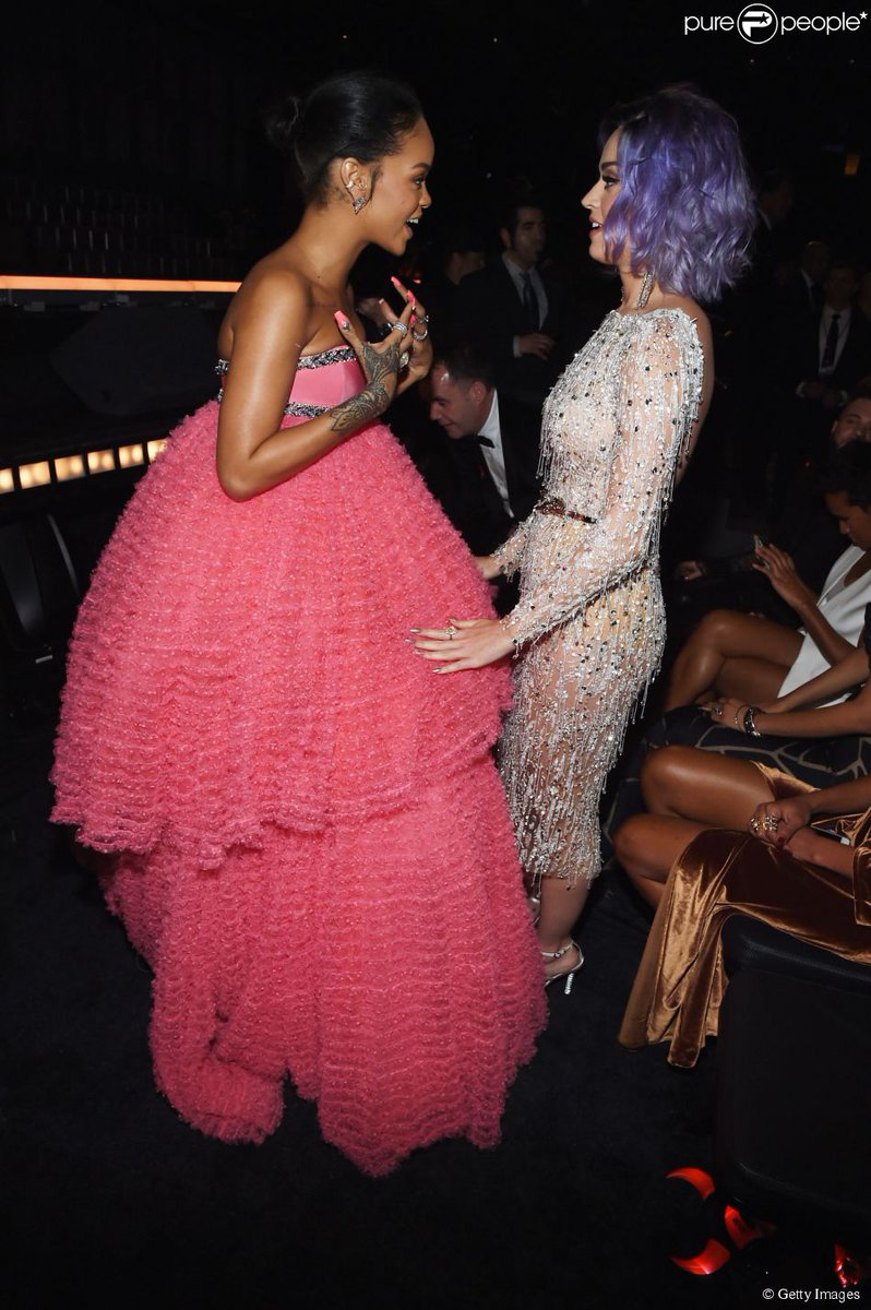 jamesjointx's tweet image. Don't leave your kids with Rihanna