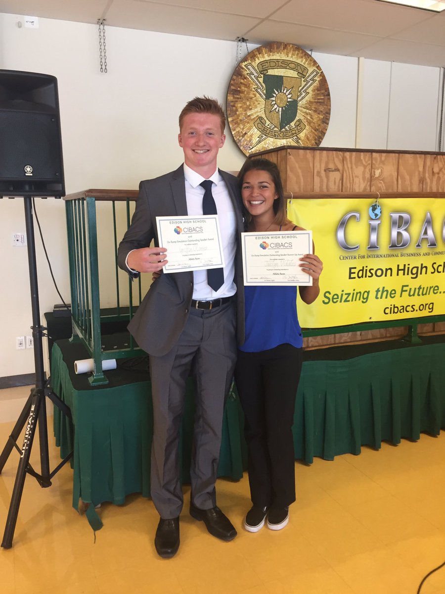 lchlarson's tweet photo. So proud of our sophomore CIBACS students. Outstanding presentations!#cibacssophsrule #ProudToBeACharger #CIBACS https://t.co/tYyj0BmfrM