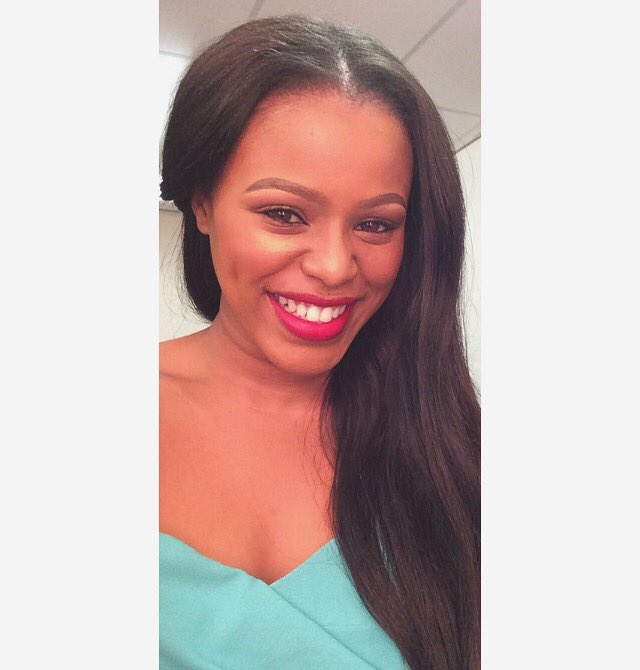 Natasha_Thahane's tweet photo. #BlackGirlsRock 💋💋 https://t.co/WhHhPCMPiE