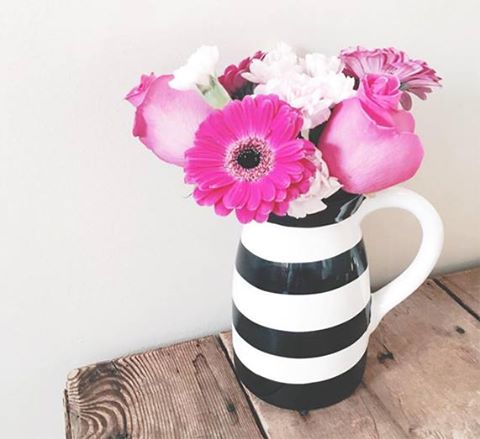 countryflora's tweet photo. RT : Flowers as fresh as your morning cup of coffee, #flowers2016 , https://t.co/p2ph5Aj7LI https://t.co/ooBwCj2JpT