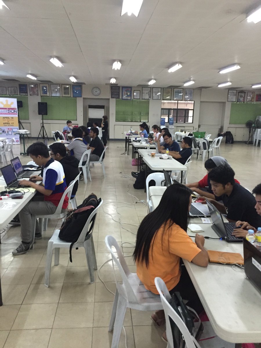 upncpag's tweet image. Ready..set...hacksyon.  Final Judging. 9 entered, 7 finished.. #BilangPilipino #Hackathon #OpenDataPh