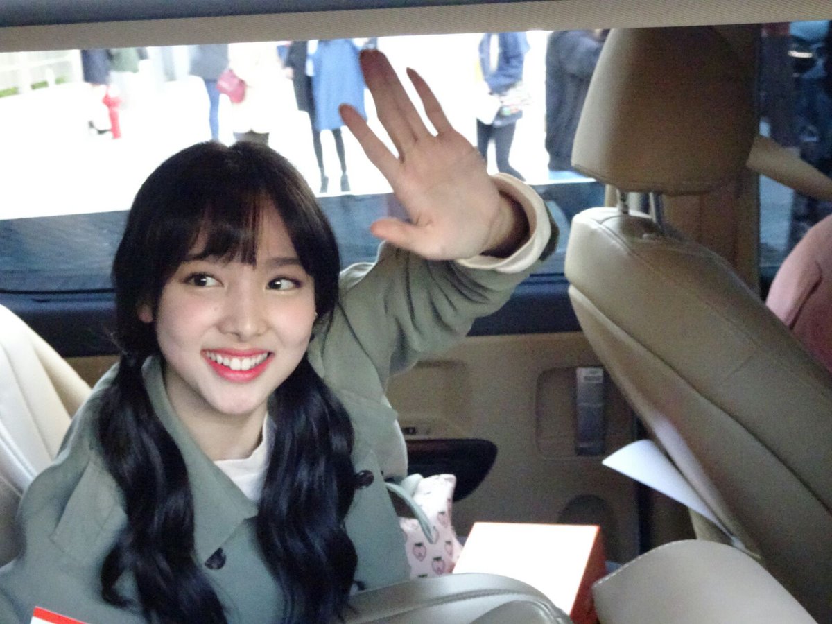 imnayx's tweet photo. HAIHAI♡ https://t.co/VW7DyfUqz1