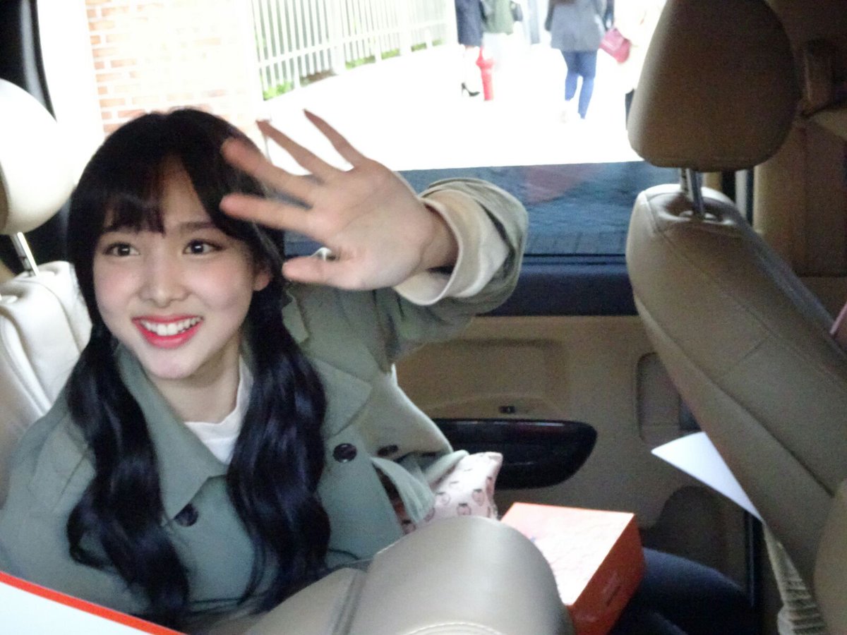 imnayx's tweet photo. HAIHAI♡ https://t.co/VW7DyfUqz1