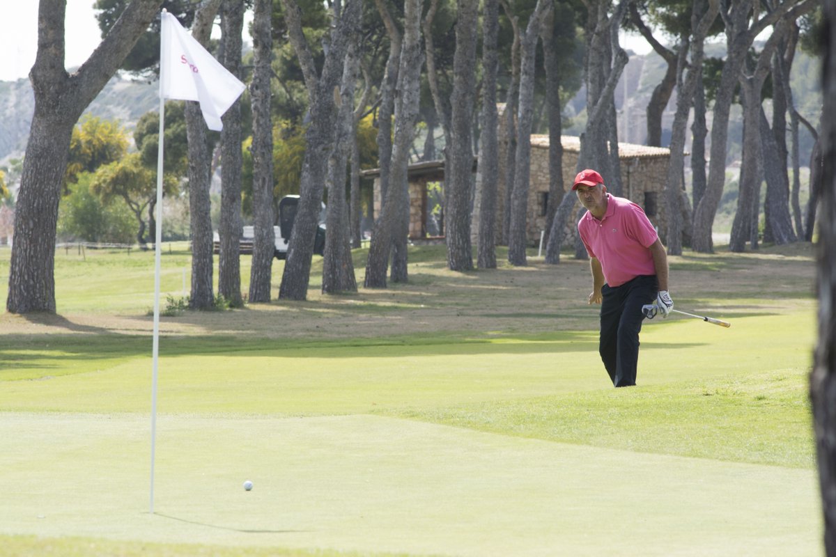 GambitoGolf tweet picture