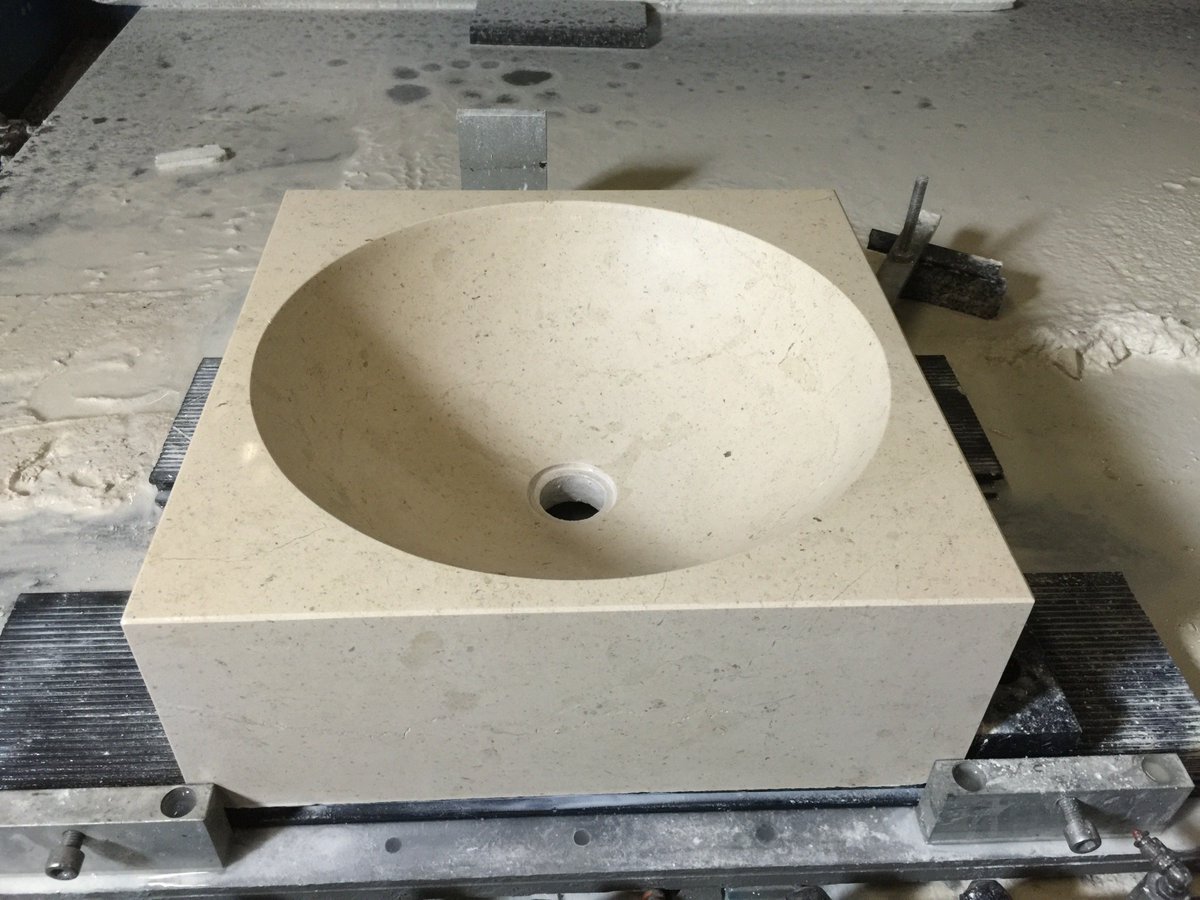amtec's tweet photo. Fabrication d'eviers vasque en pierre naturelle sur mesures https://t.co/1xg7VnSICl