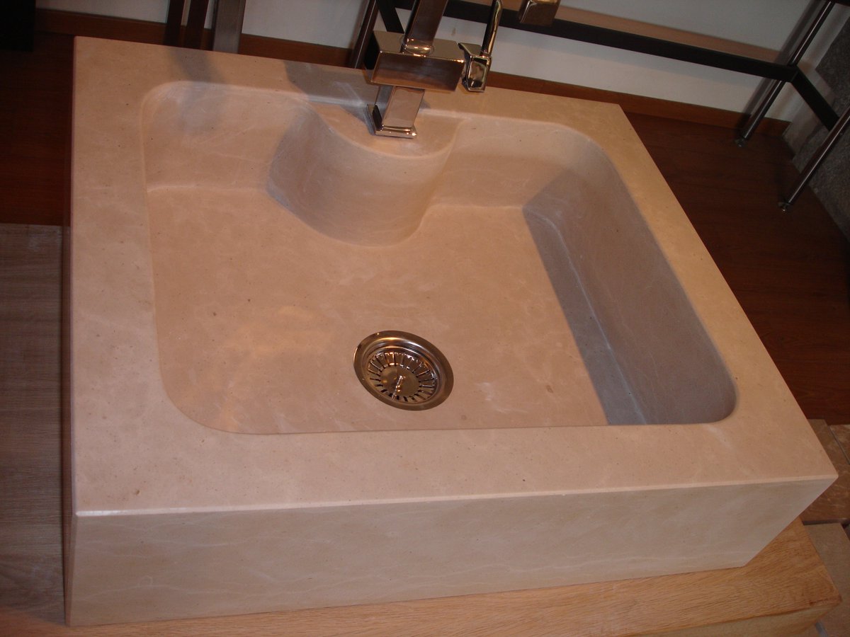amtec's tweet photo. Fabrication d'eviers vasque en pierre naturelle sur mesures https://t.co/1xg7VnSICl
