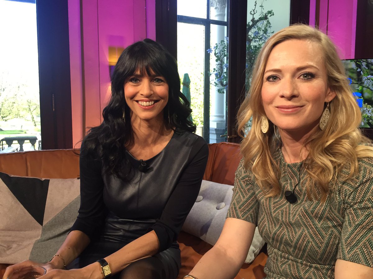 Twitter mee #WNL. Nu <a href="/NPO1/">NPO 1</a> of via NPO.nl/live. Dit is <a href="/WNLOpZondag/">WNL Op Zondag</a>!