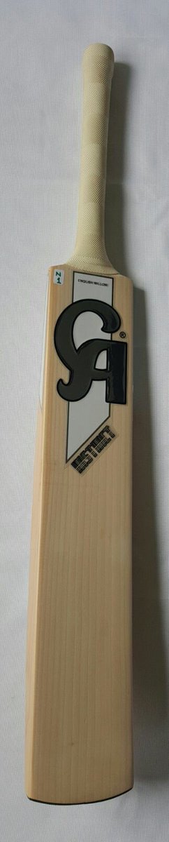 SQSports's tweet photo. Check out the grains on this beauty! CA Instinct, only £219.99! #TrueCricketExperts https://t.co/umCt3k9wzQ