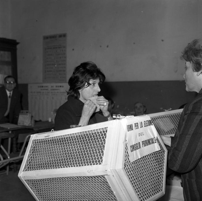 EmanuelaMorell1's tweet photo. 10 marzo 1946 le donne finalmente al voto!
#LessicoDelleDonne https://t.co/H3SD3zMFXQ